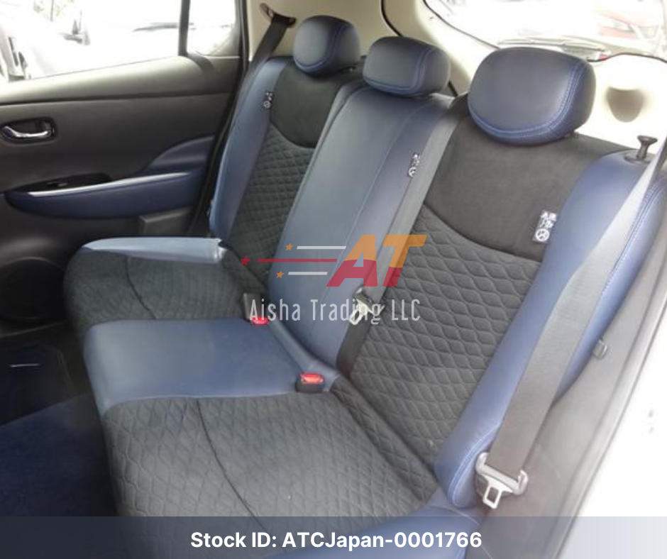 2022 NISSAN LEAF